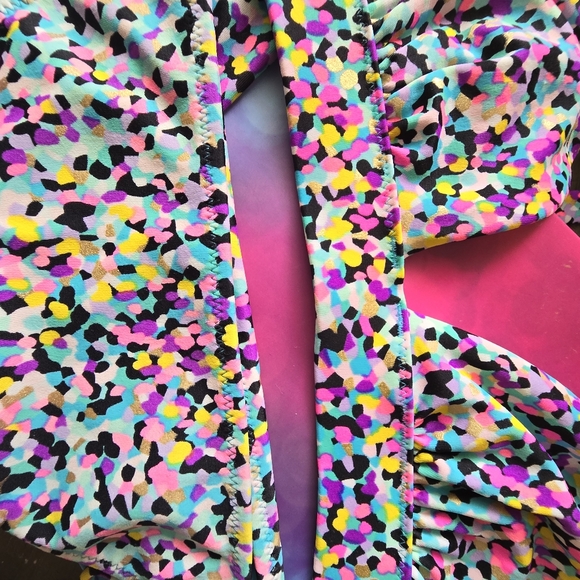 Victoria's Secret bikini Size M in great condition - Picture 9 of 9